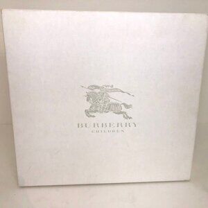 Burberry Children White Shoe Box